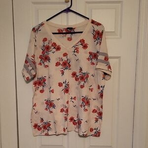 Torrid floral Tee